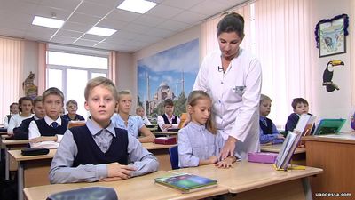 В Одессе школьных медсестер обучают с помощью практических занятий