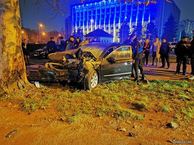 Видео аварии с пьяным врачом-майором на проспекте Шевченко